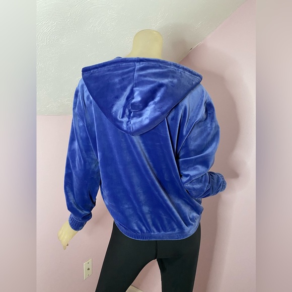 FILA Velour Crop 1/4 Zip Hoodie - Picture 8 of 16